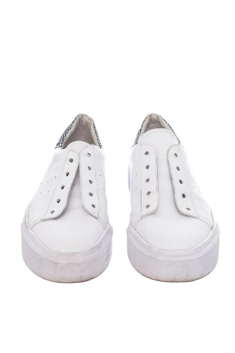 ZAPATOS COLOR BLANCO  BACHUE CALZADO