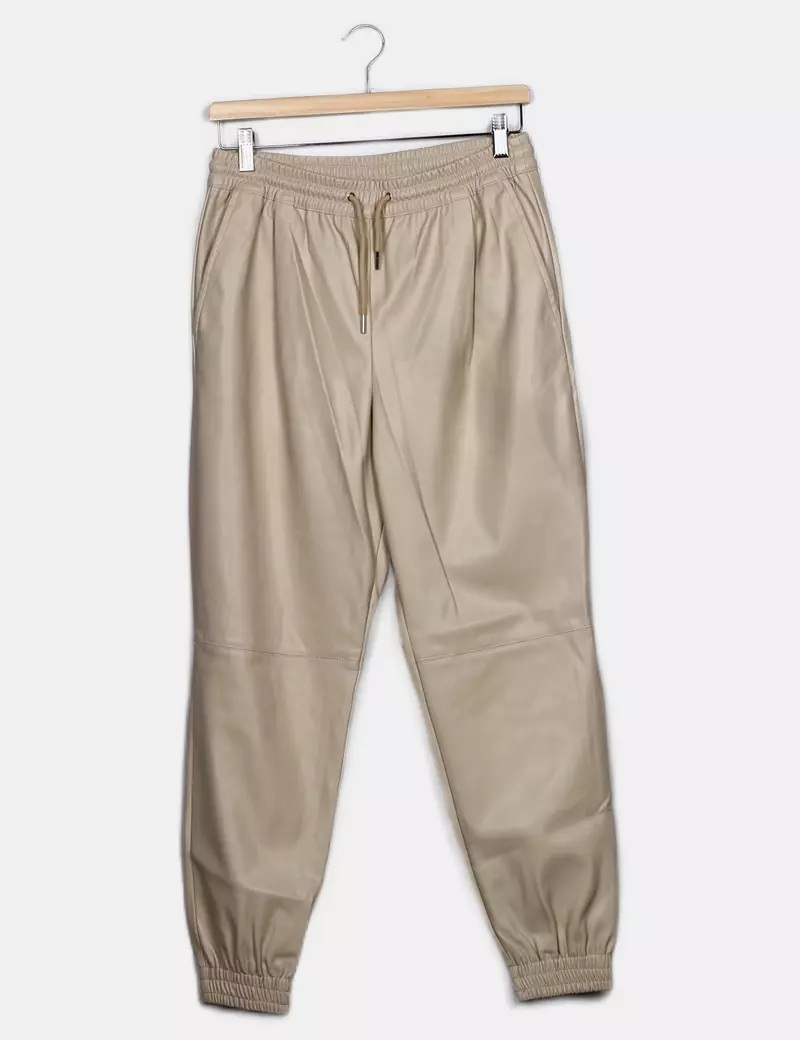 Zara Pantalones de chándal y joggers Anchos Polipiel